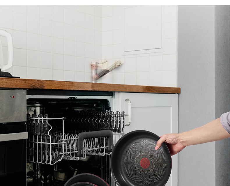Tefal Cookware Set, Versatile Cast Aluminum Red Heart Detachable Frying And Stir-Frying Pan with Titanium Non-Stick Coating, Six-Piece Set, Dishwasher Safe 12