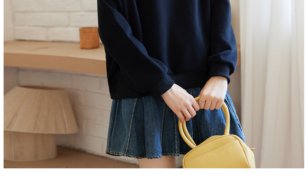 Halo Queen Women's Sweatshirt, Spring And Autumn American-Style POLO Collar, Trendy Letter Print, Loose Casual Pullover, New Product H143W1034 47