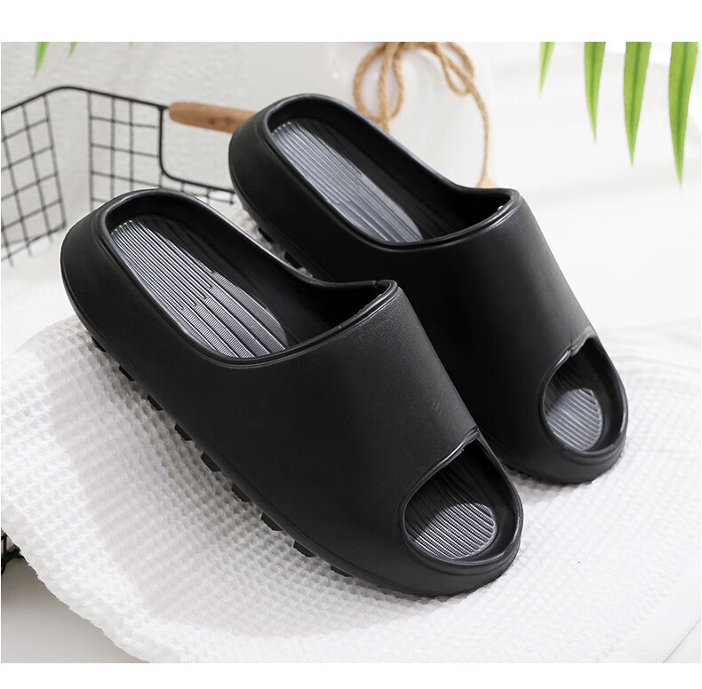 GUOLUOFEI Squishy Slippers for Men And Women, Summer Non-Slip Extra Large Size Bathroom Shower Thick-Soled Sandals, Beige, Size 39-40 9