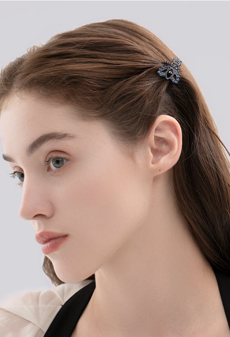 Cercoo Hair Clip, Exquisite Hair Accessory, Small Size for Bangs And Back of Head, Versatile High-End Feel, Claw Clip, Korean Rhinestone Crystal Mini Claw Clip for Wome 1