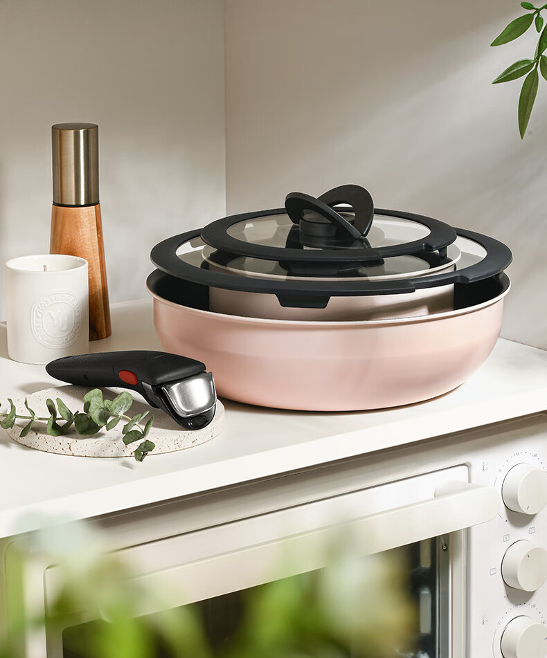 Tefal Cookware Set with Detachable Handles, Non-Stick Pan with Titanium Coating, Versatile Skillet Suitable for Dishwasher 21