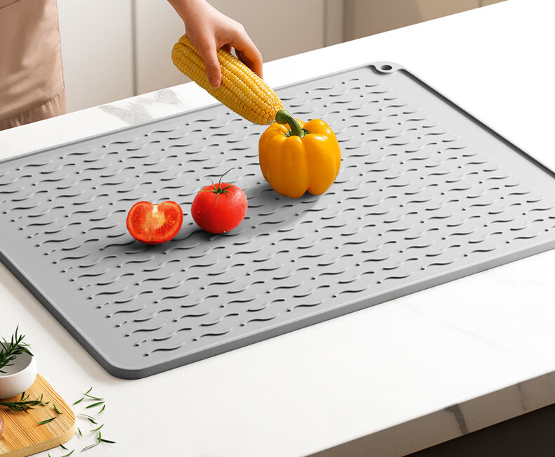 Siwangongli Heat Insulation Mat, Draining Mat, Kitchen Protective Silicone Pad, Countertop Mat, Cutting Board Non-Slip Mat, High Temperature Resistant Anti-Scalding Mat, Placemat 11