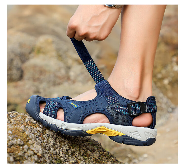 HUMTTO Summer Beach Sandals Outdoor Camping Creek Shoes Men's Lightweight Breathable Closed-Toe Sandals Brown/Black Size 39 13