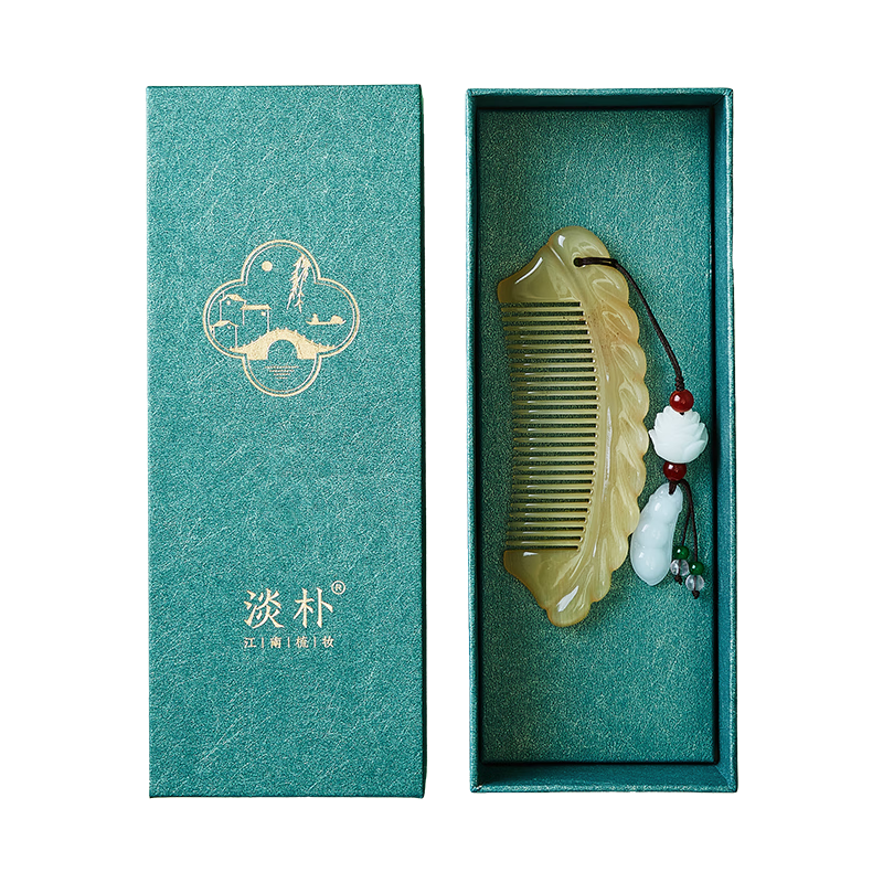 Danpo Premium Niche Ox Horn Comb, Birthday Gift for Women, Girlfriend, Wife, Mother, Father, Elders, Mid-Autumn Festival Gift, Practical High-End Companion Gift, Commemorative Present