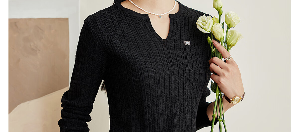 PinCai Women's Knit Sweater, Spring And Autumn Thin Style, Niche V-Neck Split Knit Top, Loose Inner Layer Base Shirt P143Z3008 25