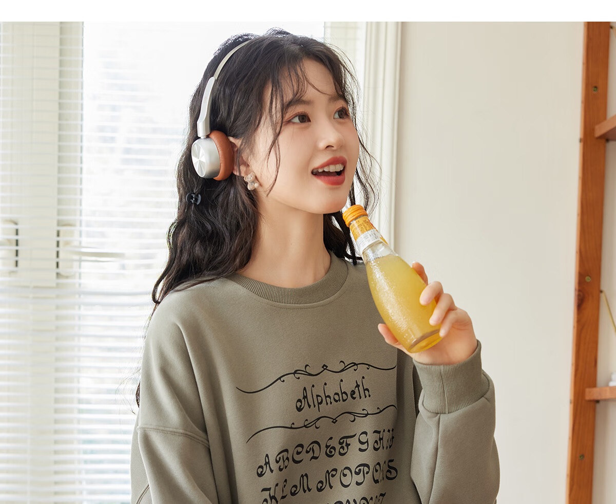 Halo Queen Women's Sweatshirt, Spring And Autumn Round Neck, Letter Print, Fashionable Versatile Comfortable Casual Pullover Top, New Product H143W1028 68