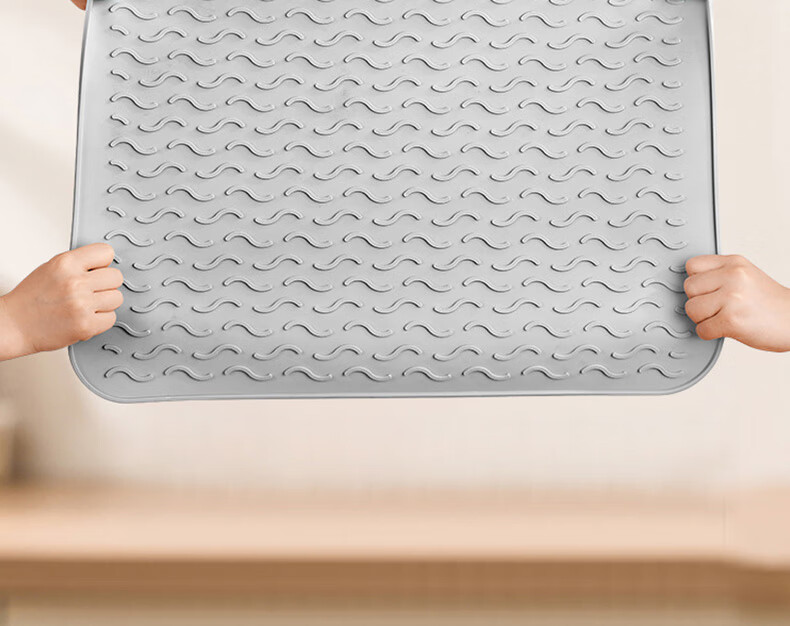 Siwangongli Heat Insulation Mat, Draining Mat, Kitchen Protective Silicone Pad, Countertop Mat, Cutting Board Non-Slip Mat, High Temperature Resistant Anti-Scalding Mat, Placemat 17