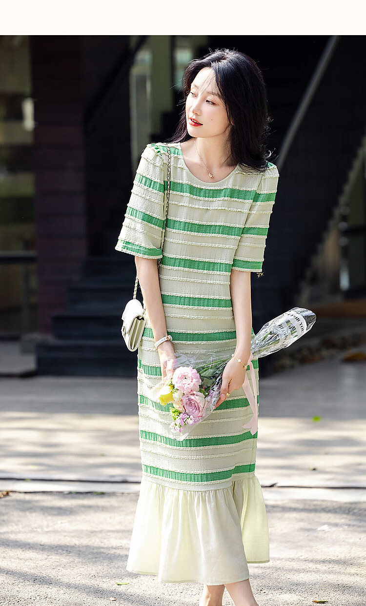 Dme [Half-Ripe Lovers] Spring And Summer Round Neck Textured Lazy Striped Sweet Age-Reducing Knitted Dress, Mid-Length for Wome 15