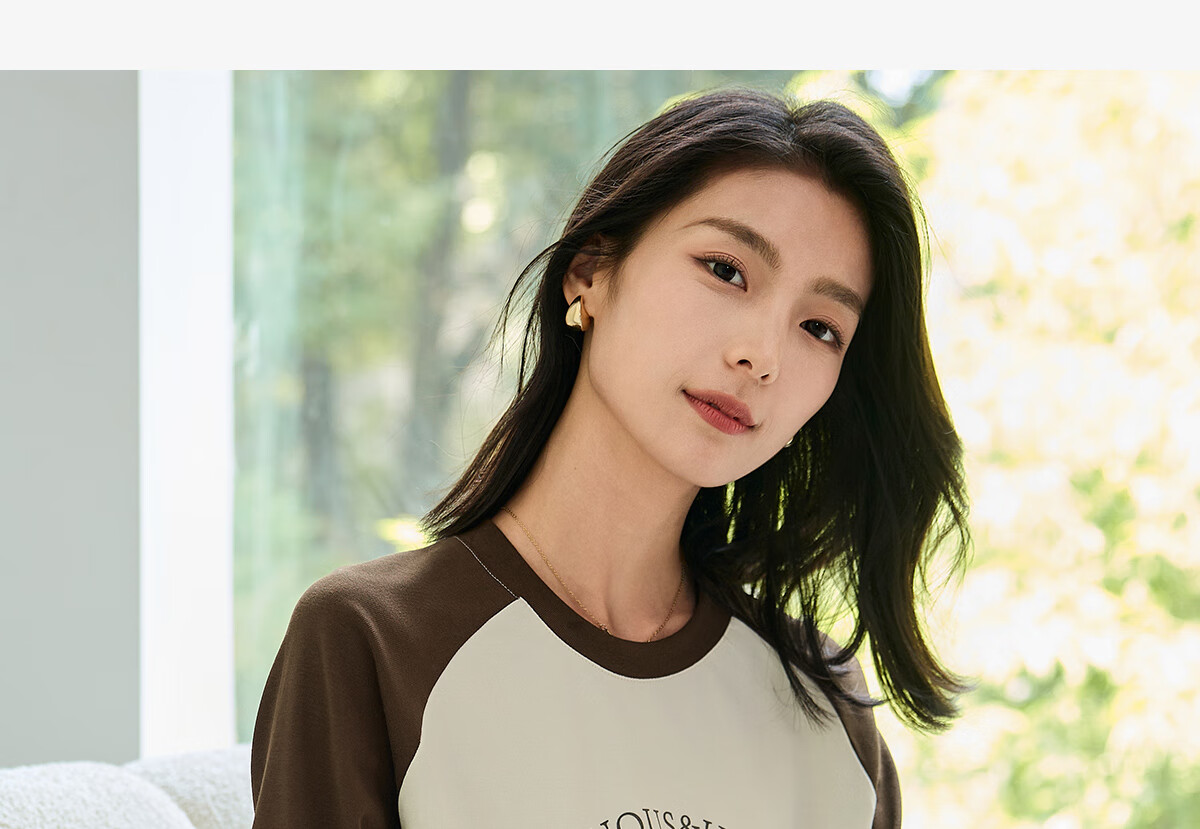Chushen Spring And Autumn Long-Sleeve T-Shirt for Women, Wilderness Maillard Round Neck Contrasting Color Splicing Simple Loose Base Shirt S143T2022 10