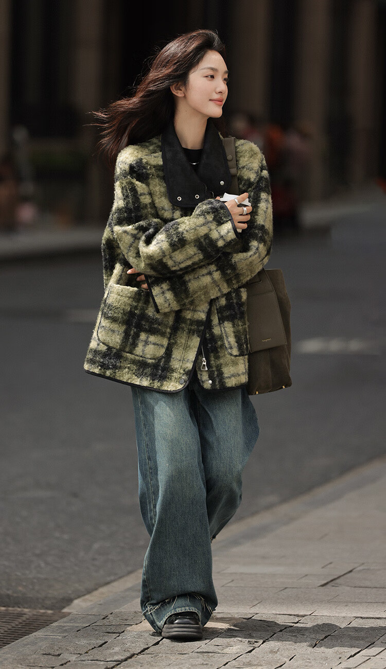 Dme [Vintage Elegant Top] Eye-Catching Plaid Green Relaxed Faux Shearling Jacket for Wome 4