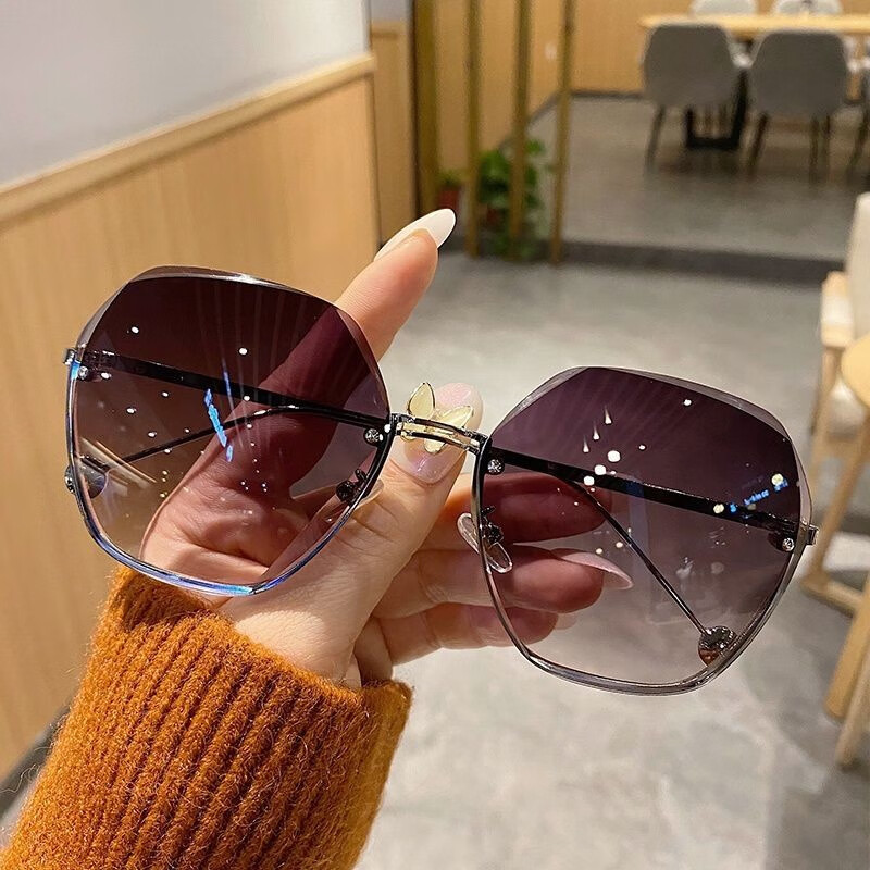 LESCA LUNETIER Trendy Women's Internet Celebrity UV Protection Sunglasses Gradient Blue for Qixi Festival And Father's Day 1