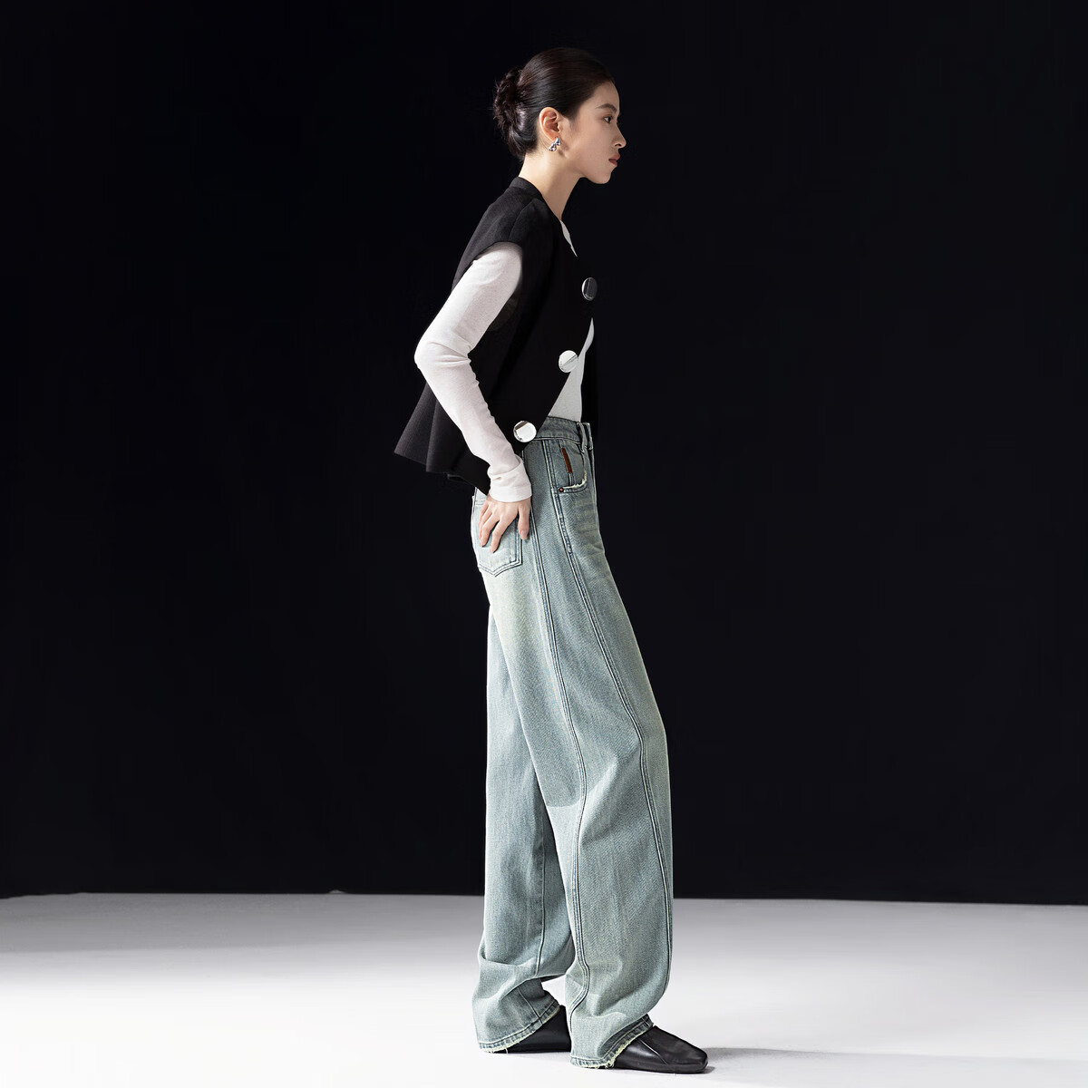 Dme [Stylish Companion] Spring And Autumn Loose Slat-Shaped Semicircular Line Slimming Jeans for Wome