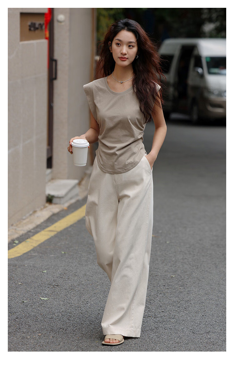 DME Sleeveless T-Shirt with U-Neck Design, Waist-Cinching, Comfortable, Slightly Hot, Slim-Fit Tee, Milk Coffee Color, Size S 1