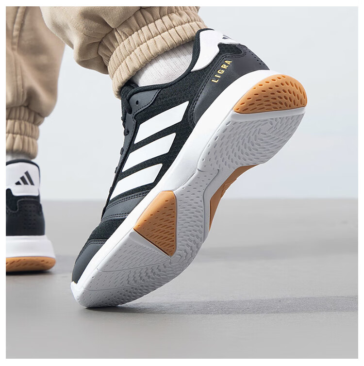 Adidas Badminton Shoes for Men, Professional Indoor Sports Tennis And Volleyball Training Shoes, Black, Size 44 4