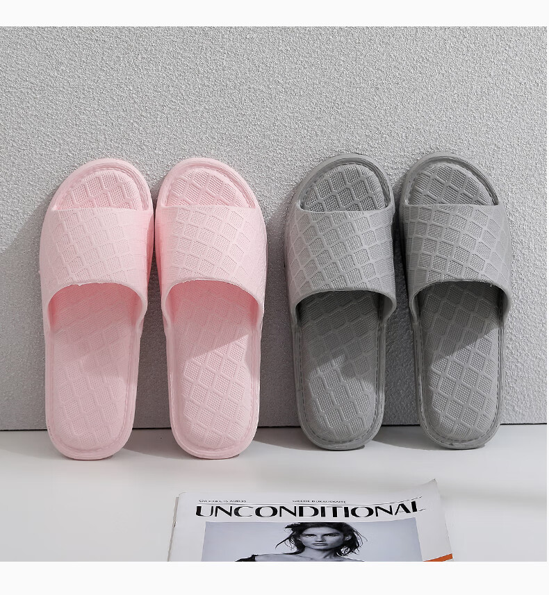 GUOLUOFEI Foldable Portable Ultra-Light Slippers for Travel And Business Trips, Hotel Summer Bathroom Slippers for Women And Men, Black Size 38-39 1