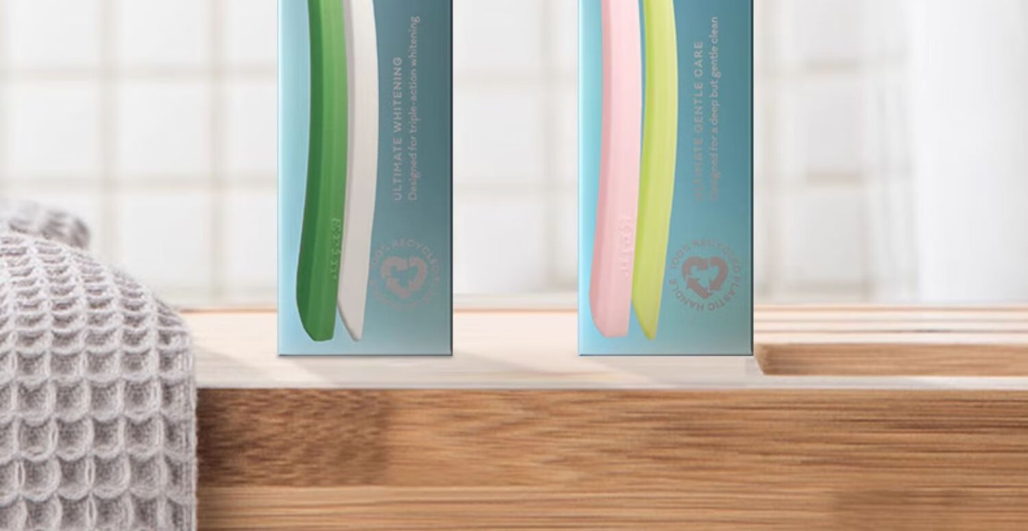 Grin Adult Antibacterial Sensitive Toothbrush with Small Head And Soft Bristles for Cleaning, Suitable for Men And Women, Couples, Home Use, Family Pack of 2 17
