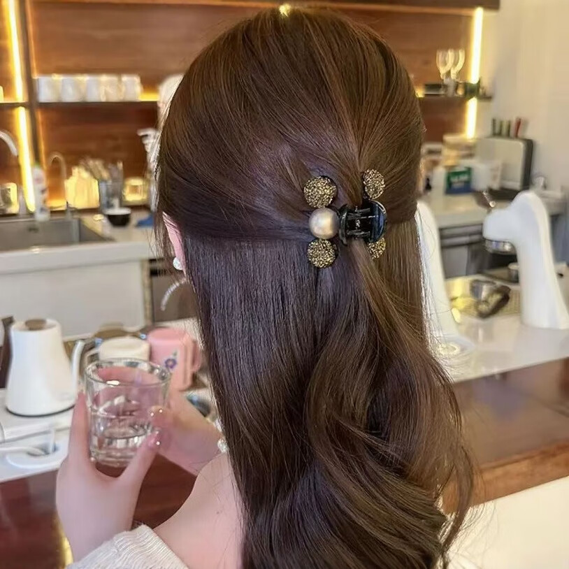 Huangjiama Hair Clip for Women, Back of Head Claw Clip, Elegant Small Hairpin, Stylish Hair Accessory, Silver Color 4