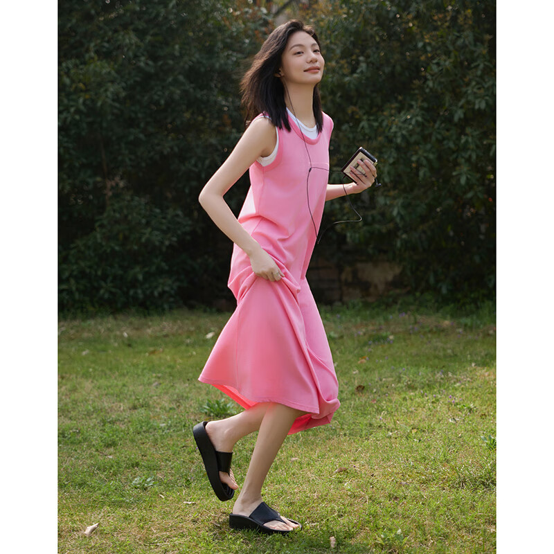 Dme Faux Two-Piece Powder White Contrast Color Long Dress, Round Neck, Sleeveless, Versatile Knitted Long Dress