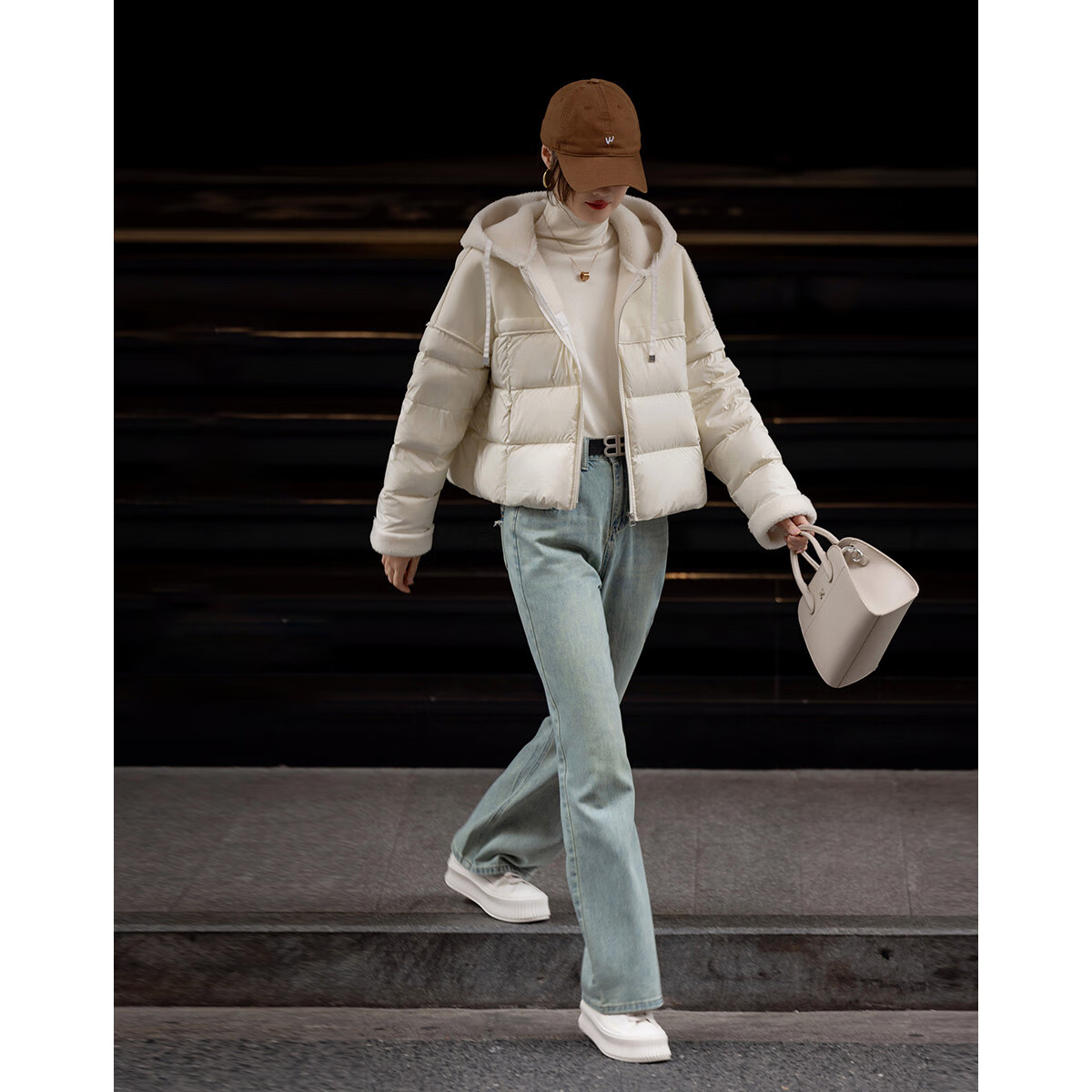 Dme [Snow Mountain City] Winter 400T Spring Yafang Lightweight Luxury 90% Duck Down Hooded Spliced Elastic Hem Women's Down Jacket