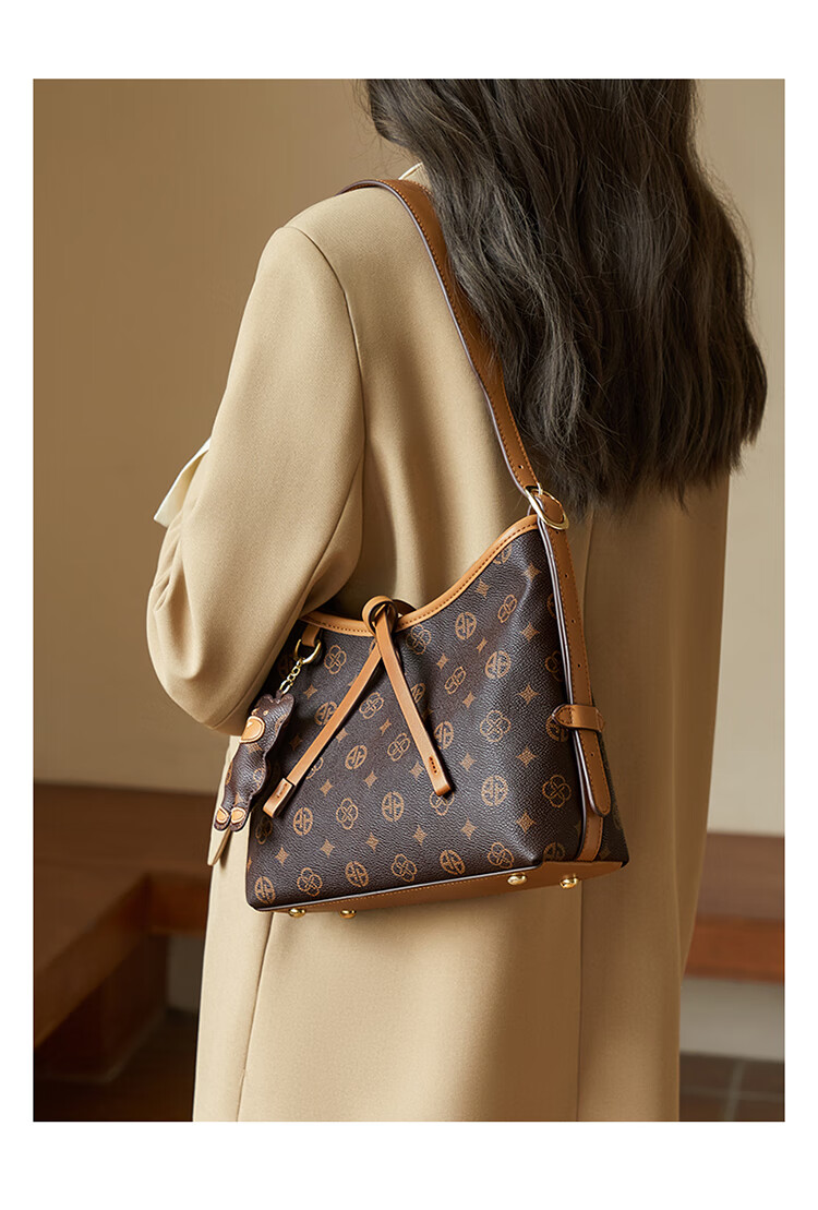 Aokang Women's Large Capacity Hobo Underarm Tote Bag Luxury Crossbody Shoulder Bag Birthday New Year Gift for Girlfriend Wife 2
