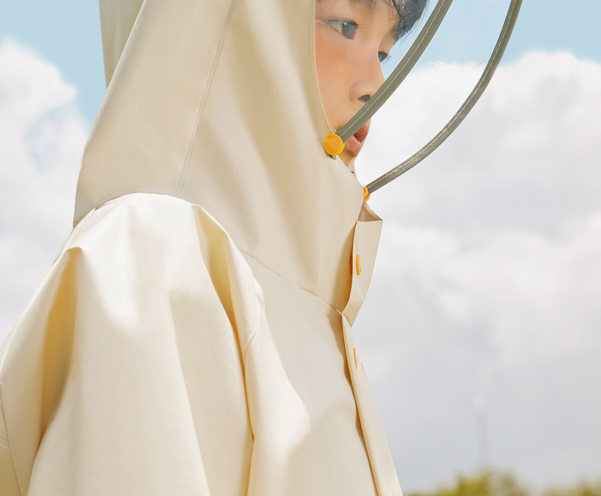 Fanyejia Disposable Raincoat for Children And Elementary School Students, with Backpack Space, Thickened for Older Kids, Portable for Travel And Outdoor Activities 10