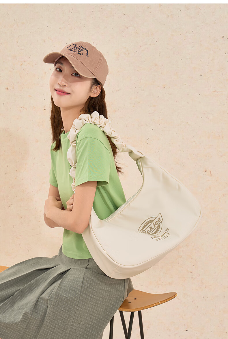 Dickies Women's Shoulder Bag Cloud Bag Sports Commuter Underarm Crossbody Travel Large Capacity Dumpling Bag Graphite Black 12
