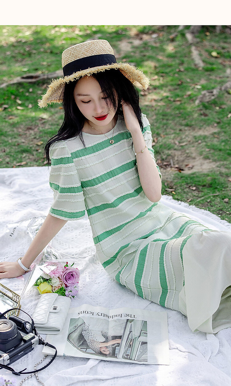 Dme [Half-Ripe Lovers] Spring And Summer Round Neck Textured Lazy Striped Sweet Age-Reducing Knitted Dress, Mid-Length for Wome 17