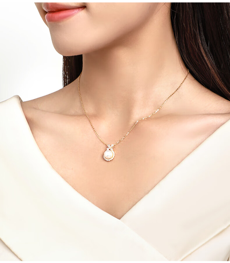 CHOW TAI SENG DC Clover Pearl Necklace for Women Sweater Chain Sterling Silver Luxury Clavicle Chain Birthday Gift for Girlfriend Wife 6