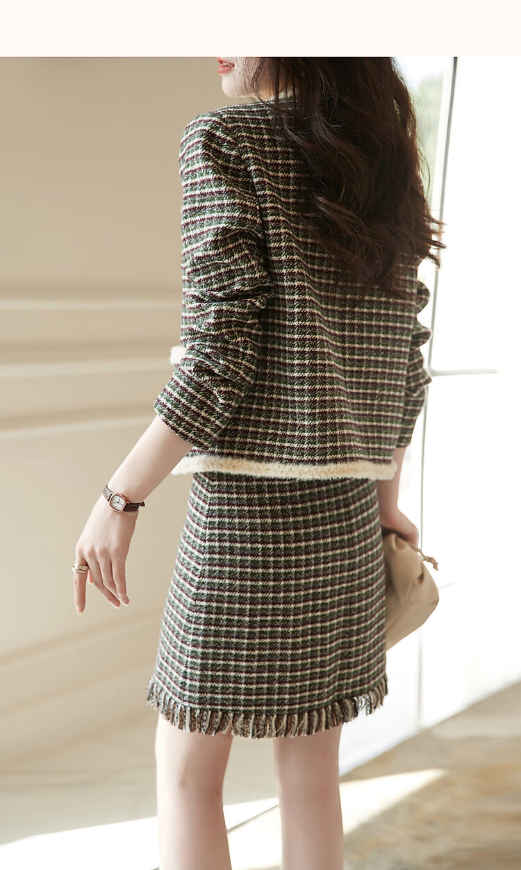 Dme Xiaoxiangfeng Two-Piece Winter Set, Commuter Round Neck Top And Skirt, Contrasting Color Outfit for Women, Fashionable, Black, M 16