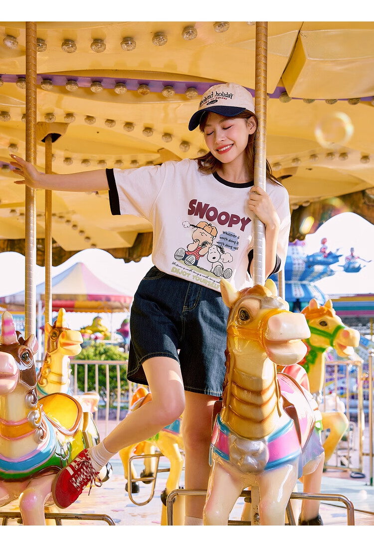 TonLion 2025 Women's Snoopy Colorblock Crew Neck Short Sleeve T-Shirt 14