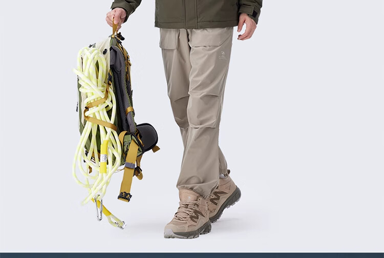 CAMEL Insulated Softshell Jacket Unisex Windproof Waterproof Cotton-Padded Mountaineering Coat A24CF04677 6