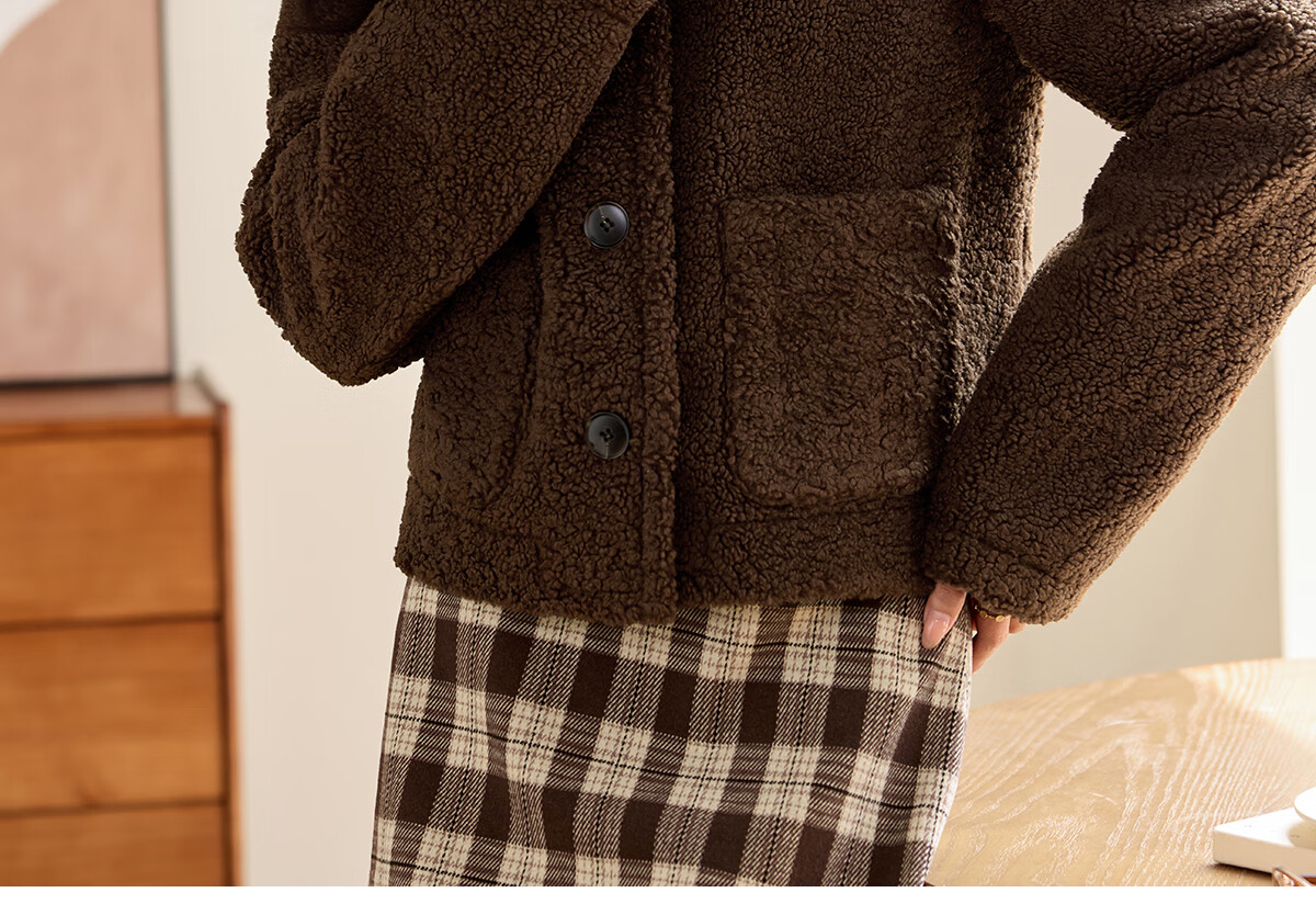 PinCai Women's Short Coat Lamb Wool Thickened Small Fragrance Style Petite High-End Short Jacket P144F6002 20