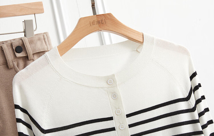 Demana Japanese Style Artistic Commuter Spring Autumn Colorblock Striped Round Neck Slimming Knit Sweater 11