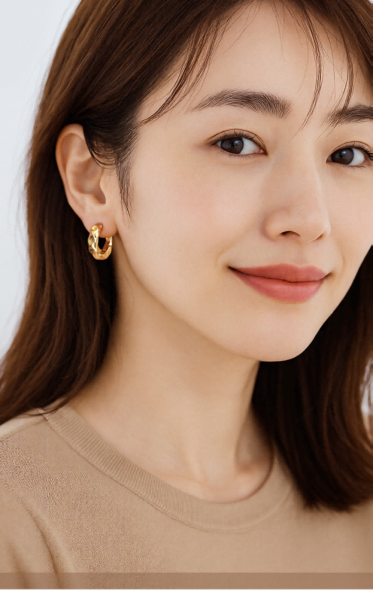 AJIDOU Metal Textured Stud Earrings, European High-End Feel, Niche Luxury Gift, Gold Color, Mid-Autumn Festival 1