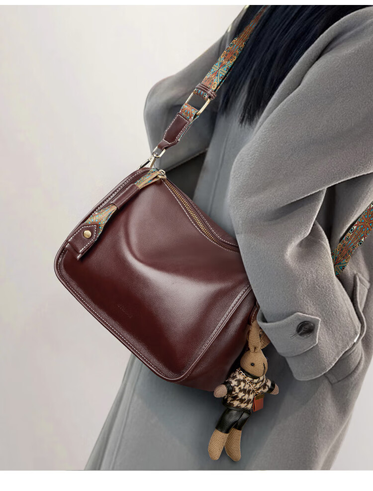 St&Sat Leather Large Capacity Bag, Crossbody Bag, Pillow Bag, Shoulder Bag, Practical Gift for Wife on May 20th 1