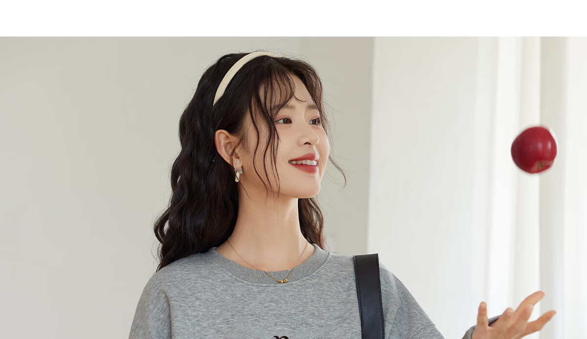 Halo Queen Women's Sweatshirt, Spring And Autumn Round Neck, Letter Print, Fashionable Versatile Comfortable Casual Pullover Top, New Product H143W1028 50