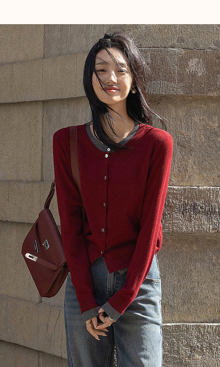 Dme [Jingshu Lingxiang Yichuang] Spring And Autumn Design-Inspired Faux Two-Piece Contrasting Color Sweater with Decorative Button Knit Top for Wome 22