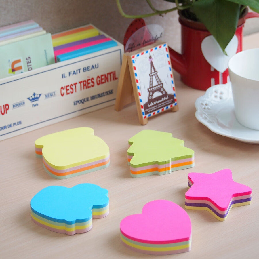 STICKN 160 Sheets 4-Color Cute Shaped Sticky Notes Heart-Shaped Memo Pads 70x70mm 33003