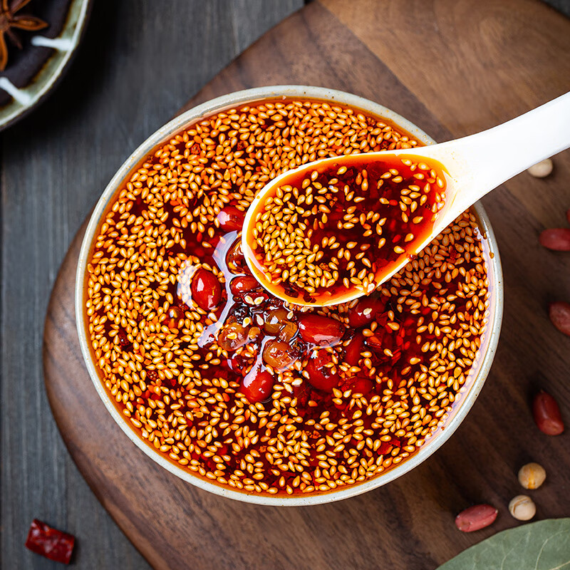 饭扫光辣椒酱 油泼辣子205g   经典香辣辣椒油 拌饭拌面