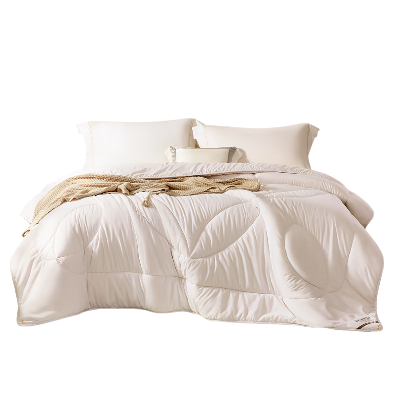 FUANNA 51% Xinjiang Cotton Quilt for Spring And Autumn, Antibacterial Cotton Comforter, Double Bed Air Conditioning Quilt, 4.4 Jin, 230*229cm