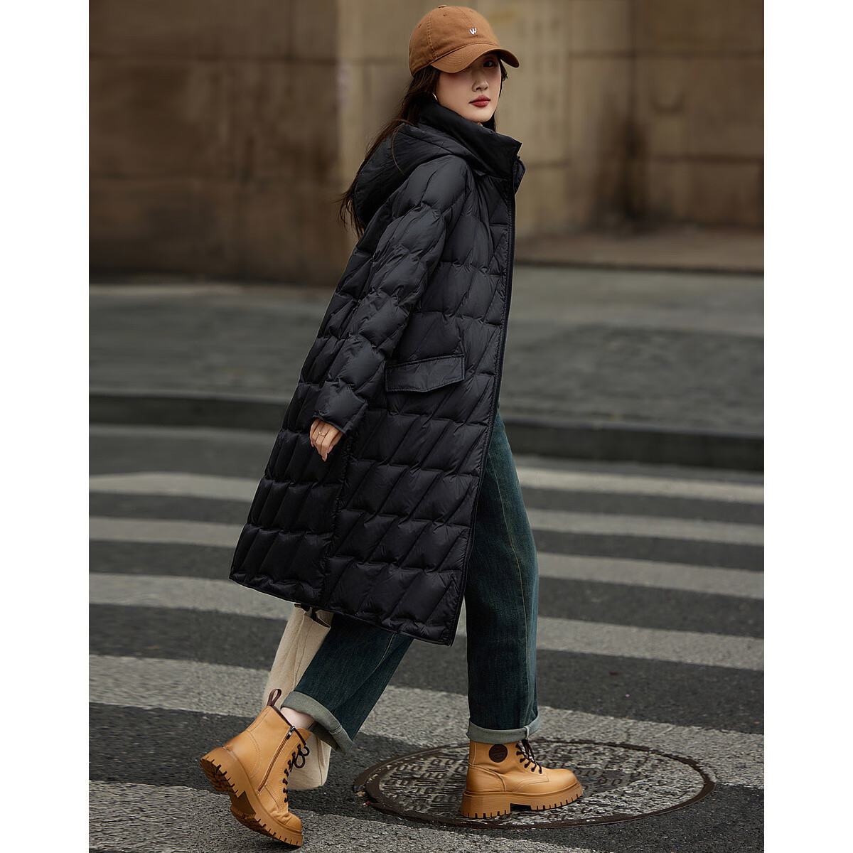 Dme ăYingfeng Su XueăWinter 400T Spring Yafang Geometric Pressed Glue 90% Duck Down Hooded Warm Locking Down Jacket for Women