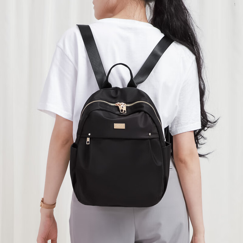 GOLF Backpack for Women, Casual Water-Resistant Travel Bag, IPad Laptop Bag, Versatile Commuter Backpack, Birthday Gift for Wome