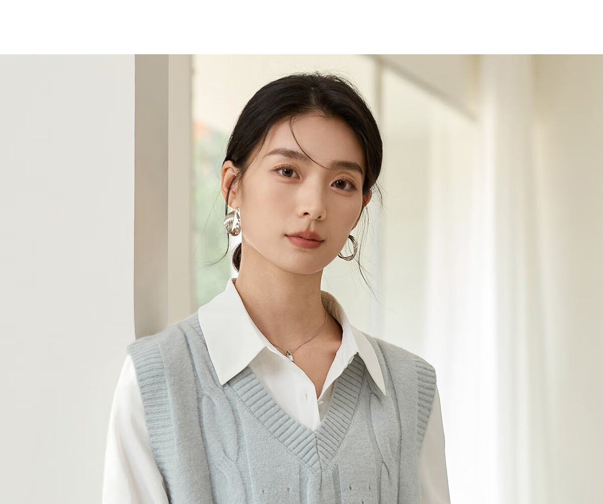 Chushen Spring And Autumn Knitted Vest for Women, Fashionable V-Neck Layered Knit Sweater Vest S51Z007 Light Gray Blue M 16