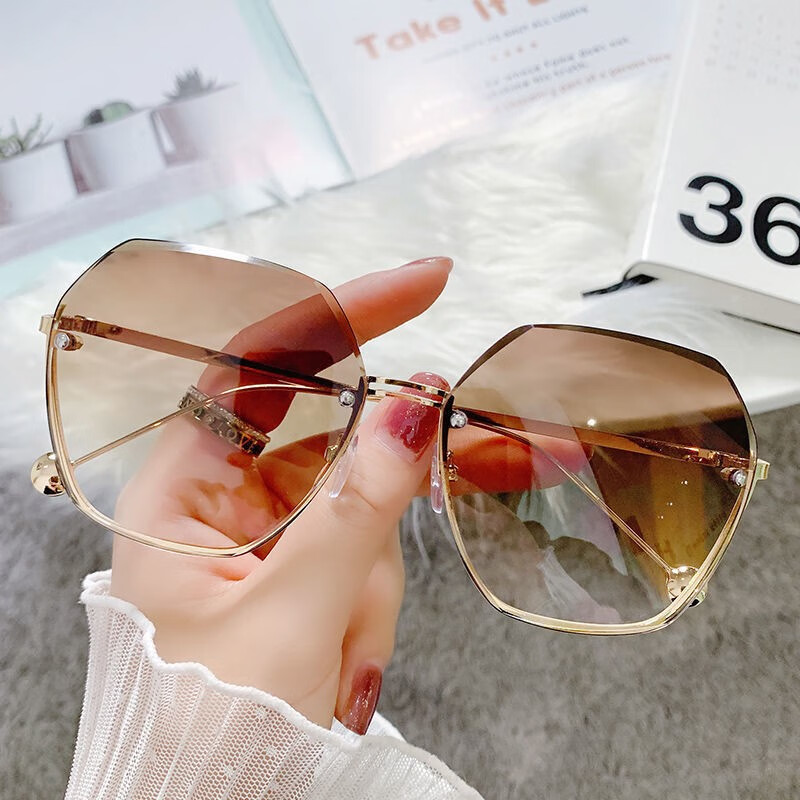 LESCA LUNETIER Trendy Women's Internet Celebrity UV Protection Sunglasses Gradient Blue for Qixi Festival And Father's Day 6