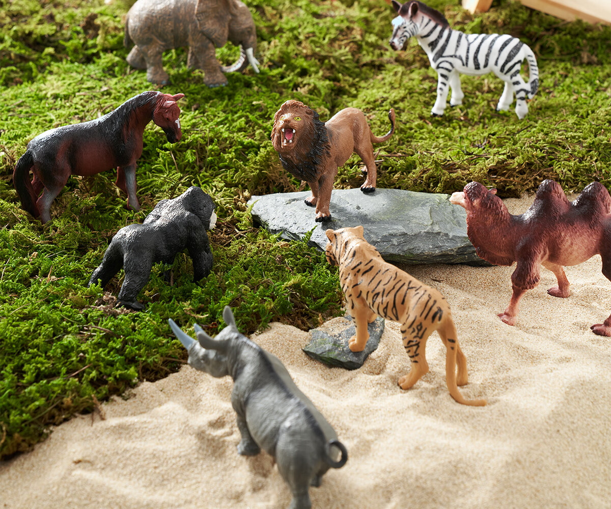 Kuangyeqishi Children's Toy Animal World, Boys' Educational Soft Rubber Realistic Model Set, Storage Box, Birthday Gift for Ages 3-6 4