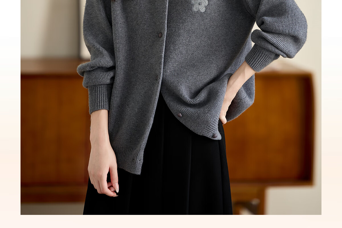 Taxiang Knitted Cardigan for Women, New Year Outfit, Red Sweater Coat with Sequins And Embroidery, Women's Cardigan Top T143Z3012 5