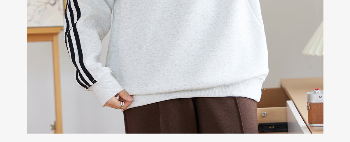 Halo Queen Women's Sweatshirt, Round Neck, Striped, Fashionable New Year Red, Casual Style, Loose-Fitting Top Jacket H143W1017 10