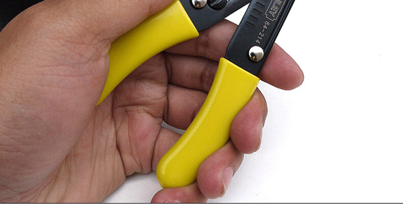 STANLEY Wire Stripping Pliers, 5", 84-214 3