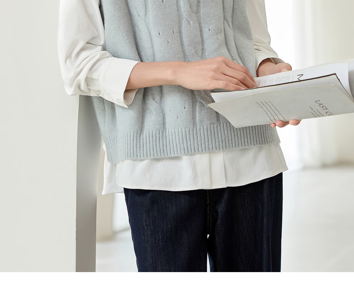 Chushen Spring And Autumn Knitted Vest for Women, Fashionable V-Neck Layered Knit Sweater Vest S51Z007 Light Gray Blue M 17