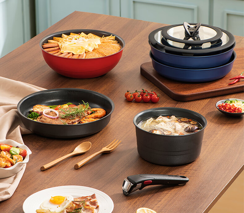 Tefal Cookware Set, Versatile Cast Aluminum Red Heart Detachable Frying And Stir-Frying Pan with Titanium Non-Stick Coating, Six-Piece Set, Dishwasher Safe 4